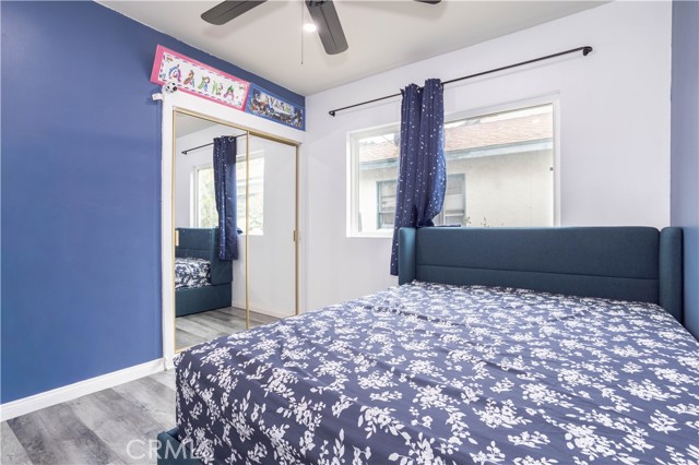 Detail Gallery Image 27 of 39 For 19127 Enadia, Reseda,  CA 91335 - 4 Beds | 2 Baths