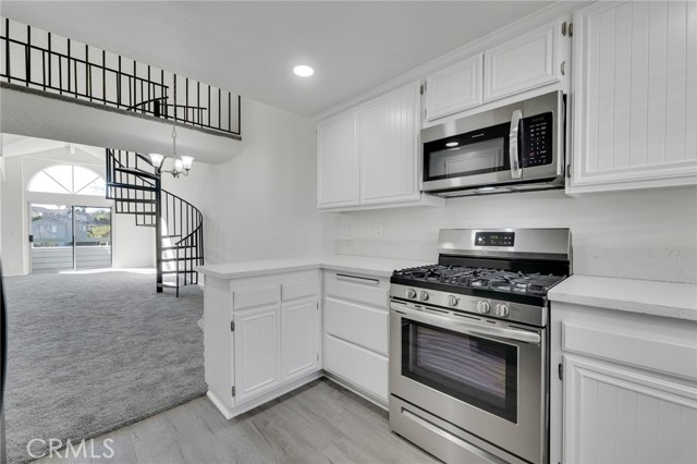 Detail Gallery Image 10 of 27 For 26746 Claudette St #462,  Canyon Country,  CA 91351 - 2 Beds | 2 Baths