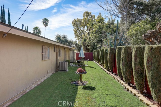 Detail Gallery Image 31 of 46 For 2317 Navarro Ave, Altadena,  CA 91001 - 4 Beds | 2 Baths