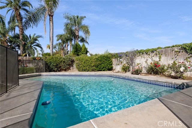 631 Faversham Way, Bakersfield CA: https://media.crmls.org/medias/6fbe19c5-7886-4685-ad79-4e8a1bc6ef4f.jpg