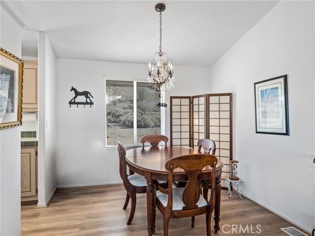 Detail Gallery Image 63 of 70 For 21972 Ocotillo Way, Apple Valley,  CA 92308 - 3 Beds | 2/1 Baths