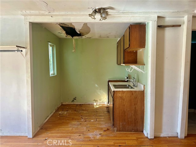 Detail Gallery Image 31 of 39 For 13608 Yukon Ave, Hawthorne,  CA 90250 - 5 Beds | 3 Baths