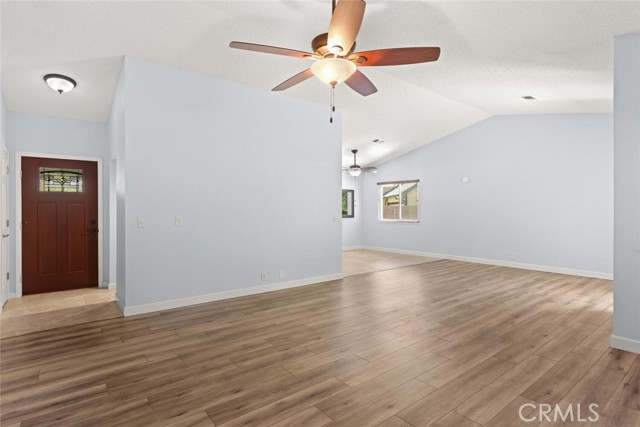 Detail Gallery Image 5 of 31 For 73 Skymountain Cir, Chico,  CA 95928 - 3 Beds | 2 Baths