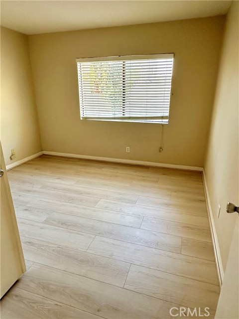 Detail Gallery Image 10 of 21 For 339 Deerfield Ave #20,  Irvine,  CA 92606 - 3 Beds | 2/1 Baths