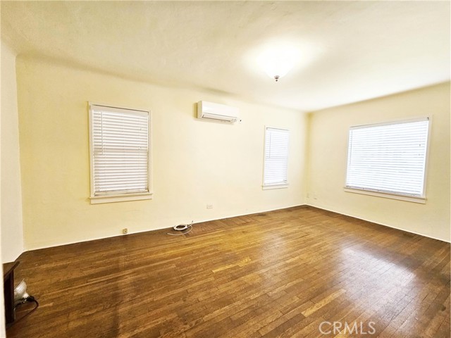 Detail Gallery Image 17 of 25 For 3726 Lee St, Los Angeles,  CA 90023 - 2 Beds | 1 Baths