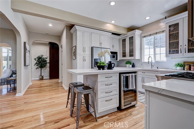 Detail Gallery Image 26 of 75 For 104 Saint Joseph Ave, Long Beach,  CA 90803 - 5 Beds | 3 Baths