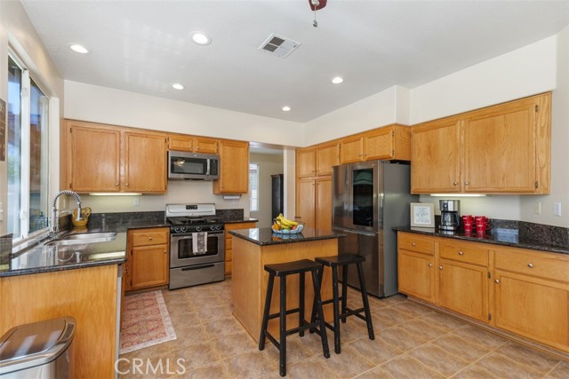Detail Gallery Image 11 of 33 For 39908 Candy Apple Way, Murrieta,  CA 92562 - 4 Beds | 2/1 Baths