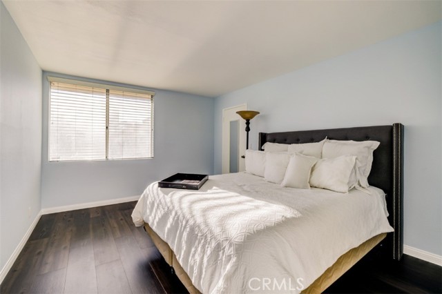 9920 Jordan Avenue, Chatsworth CA: https://media.crmls.org/medias/6fc530e6-7b40-49e5-9170-65fbe6857f95.jpg