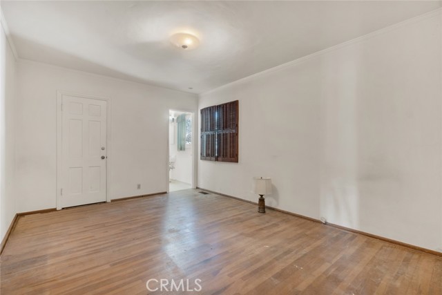 311 N Del Mar Avenue, San Gabriel CA: https://media.crmls.org/medias/6fc58ef8-4b83-4d4a-b52d-ddac8762178e.jpg
