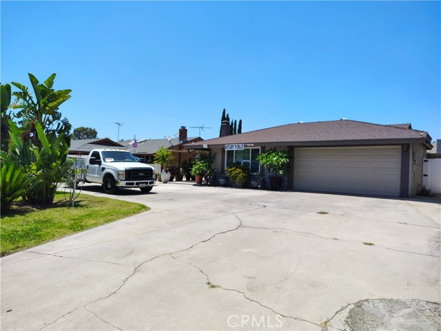 Detail Gallery Image 1 of 17 For 10467 California Ave, Riverside,  CA 92505 - 4 Beds | 2 Baths