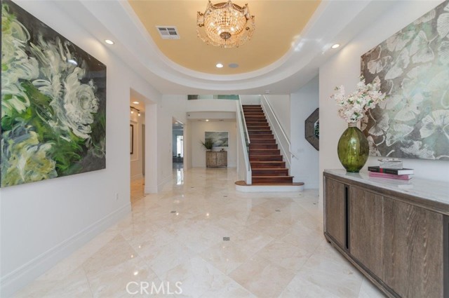 801 S Michillinda Avenue, Pasadena CA: https://media.crmls.org/medias/6fc66faa-6dba-4629-8ad4-6bd53f29404d.jpg