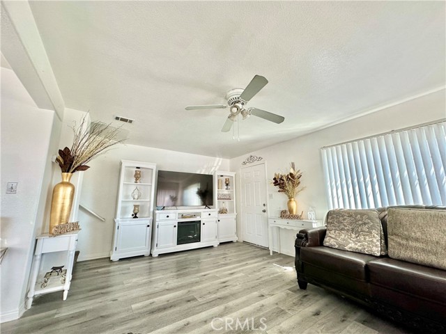 Detail Gallery Image 19 of 63 For 1528 N F St, San Bernardino,  CA 92405 - 4 Beds | 2/2 Baths