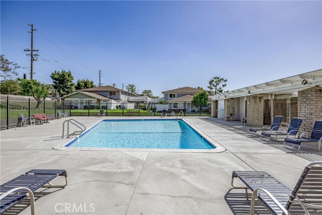 Detail Gallery Image 25 of 30 For 28036 Robin Ave, Saugus,  CA 91350 - 2 Beds | 1 Baths