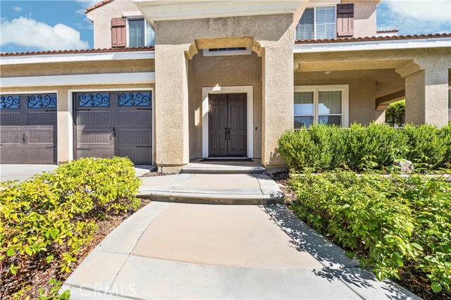 Detail Gallery Image 4 of 48 For 23850 Hollingsworth Dr, Murrieta,  CA 92562 - 4 Beds | 3/1 Baths
