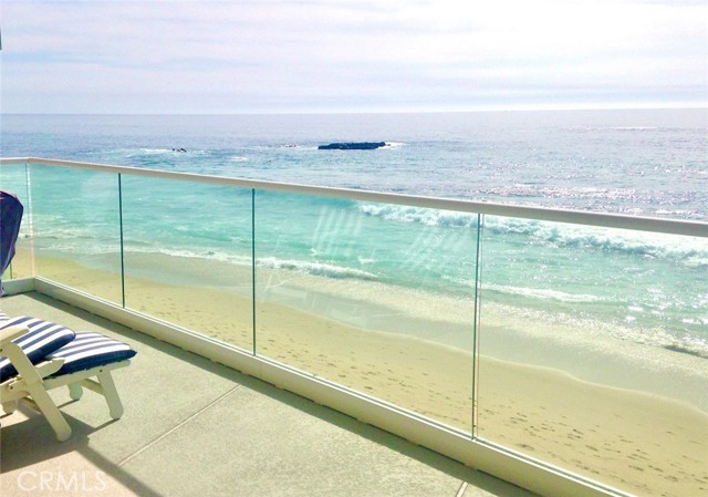 Detail Gallery Image 19 of 25 For 1249 Ocean Front #D,  Laguna Beach,  CA 92651 - 1 Beds | 1 Baths