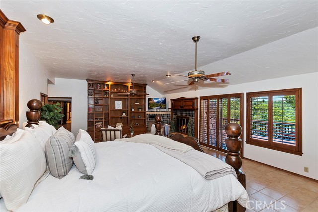 Detail Gallery Image 22 of 73 For 1621 Lupin Rd, Lake Arrowhead,  CA 92352 - 7 Beds | 7/2 Baths