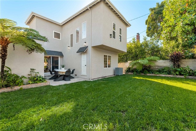 Detail Gallery Image 17 of 19 For 11333 Montana Ave, Los Angeles,  CA 90049 - 3 Beds | 2 Baths