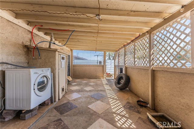 Detail Gallery Image 9 of 32 For 18335 Pearmain St, Adelanto,  CA 92301 - 2 Beds | 1 Baths