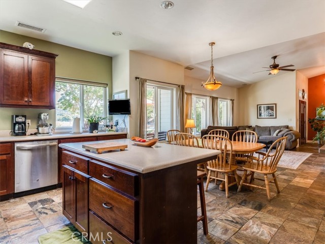 Detail Gallery Image 21 of 69 For 1575 Parkhill Rd, Santa Margarita,  CA 93453 - 4 Beds | 2/1 Baths