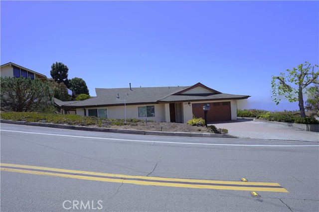 2615 Temple Hills Drive, Laguna Beach CA: https://media.crmls.org/medias/6fcdb0ad-c9f4-4ebe-941a-de0e2409d4ed.jpg