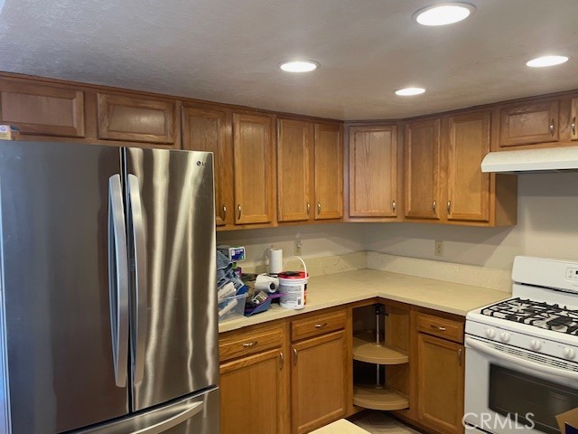 4666 Pinecrest, Huntington Beach CA: https://media.crmls.org/medias/6fce7ea7-b327-4d8f-838a-04be53725705.jpg