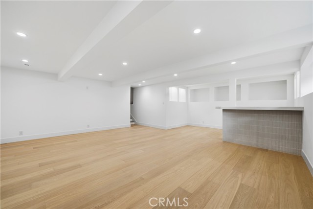 Detail Gallery Image 14 of 35 For 1943 Pelican Place, Costa Mesa,  CA 92626 - 4 Beds | 2/1 Baths