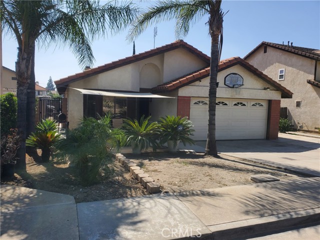 17053 Los Cedros Ave, Fontana, CA 92336