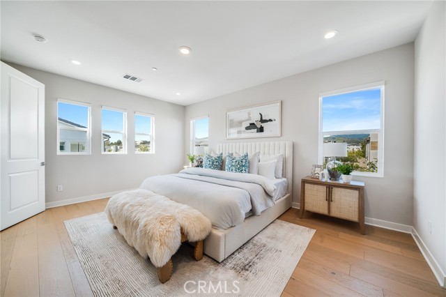 Detail Gallery Image 29 of 58 For 301 Brackens, Lake Forest,  CA 92630 - 4 Beds | 4 Baths