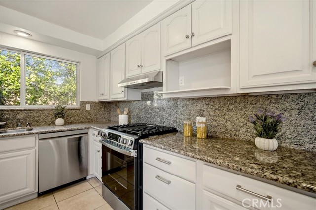 Detail Gallery Image 27 of 64 For 1458 N Mountain, Claremont,  CA 91711 - 4 Beds | 3 Baths