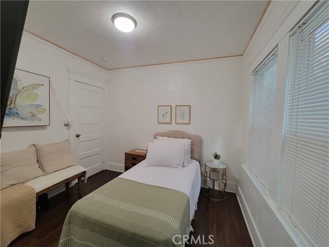 Detail Gallery Image 20 of 27 For 1434 N Genesee Ave, Los Angeles,  CA 90046 - 5 Beds | 2 Baths