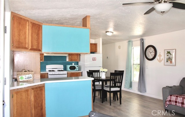 Detail Gallery Image 11 of 11 For 999 S Santa Fe Ave #17,  San Jacinto,  CA 92583 - 2 Beds | 1 Baths