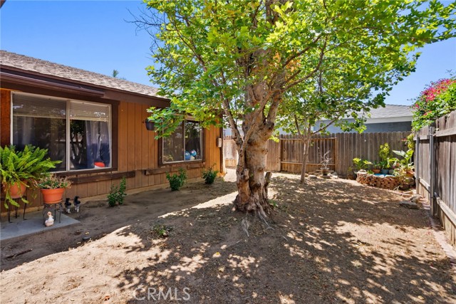 4271 Baggett Drive, Riverside CA: https://media.crmls.org/medias/6fd0e121-cd02-457a-b813-1259355932d9.jpg