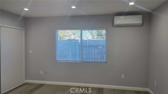 Detail Gallery Image 4 of 11 For 425 W Orangethorpe a,  Fullerton,  CA 92832 - 3 Beds | 2 Baths