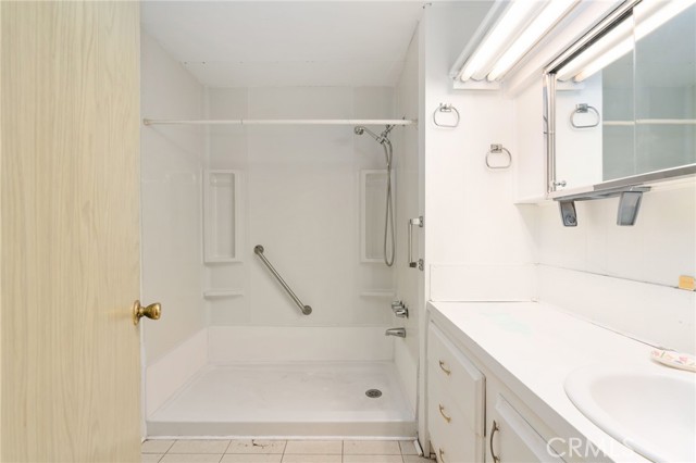 2692 Highland Avenue, Highland CA: https://media.crmls.org/medias/6fd143ec-bbf2-41f7-98cb-4290dbe7c657.jpg