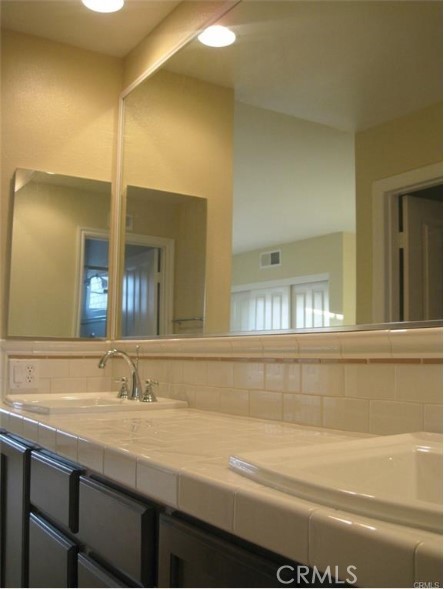 3101 Plaza Del Amo, Torrance CA: https://media.crmls.org/medias/6fd1e3d3-e8b5-4fe8-86de-68a2091bdc22.jpg