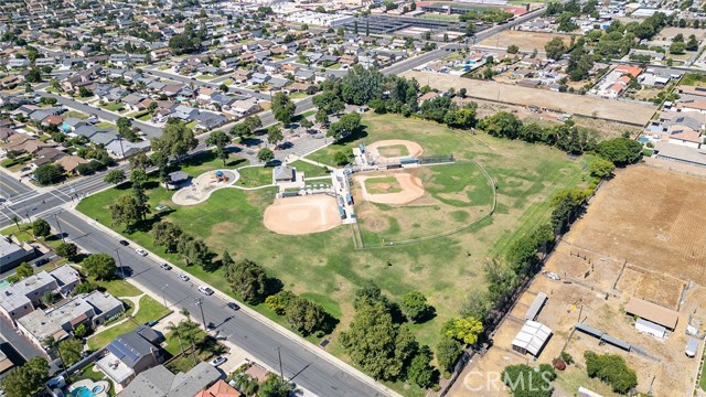 4299 Biscayne Street, Chino CA: https://media.crmls.org/medias/6fd20a85-341c-4e3f-889c-6a6017cc6fa5.jpg