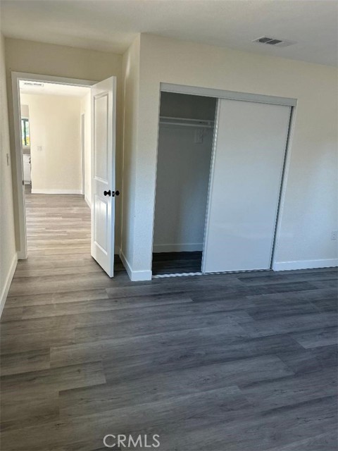 Detail Gallery Image 14 of 17 For 3475 Skylane, Jurupa Valley,  CA 92509 - 3 Beds | 2 Baths