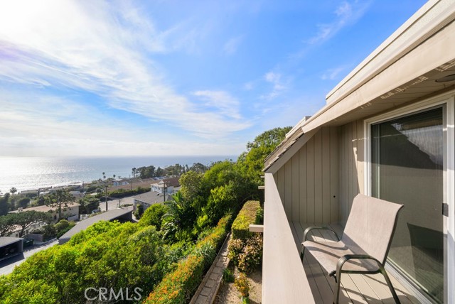 Detail Gallery Image 25 of 36 For 21751 Ocean Vista Dr, Laguna Beach,  CA 92651 - 3 Beds | 2/1 Baths