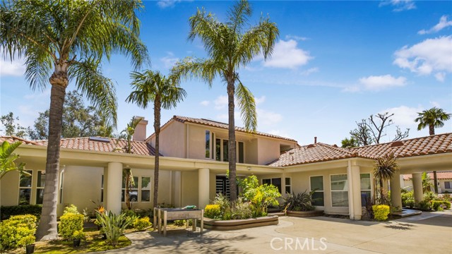 5081 Gateway Road, Rancho Cucamonga CA: https://media.crmls.org/medias/6fd35b79-0a7d-426f-806c-10aab4ed17dc.jpg