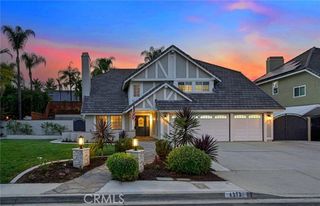 Detail Gallery Image 3 of 47 For 4373 Mahogany Cir, Yorba Linda,  CA 92886 - 4 Beds | 2/1 Baths