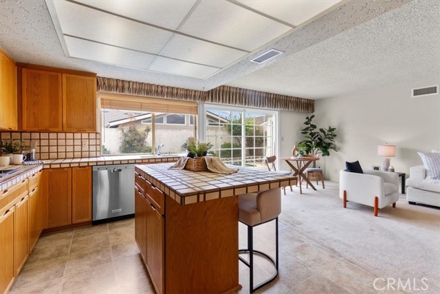 3521 Fern Circle, Seal Beach CA: https://media.crmls.org/medias/6fd46431-3697-496a-a9a1-bde0a3187655.jpg