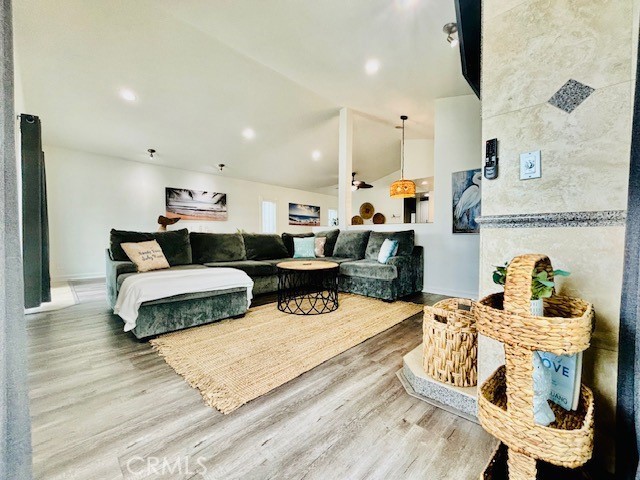 4821 RIVER Avenue, Newport Beach CA: https://media.crmls.org/medias/6fd4924b-222f-400a-9b7e-06f58e7a671b.jpg