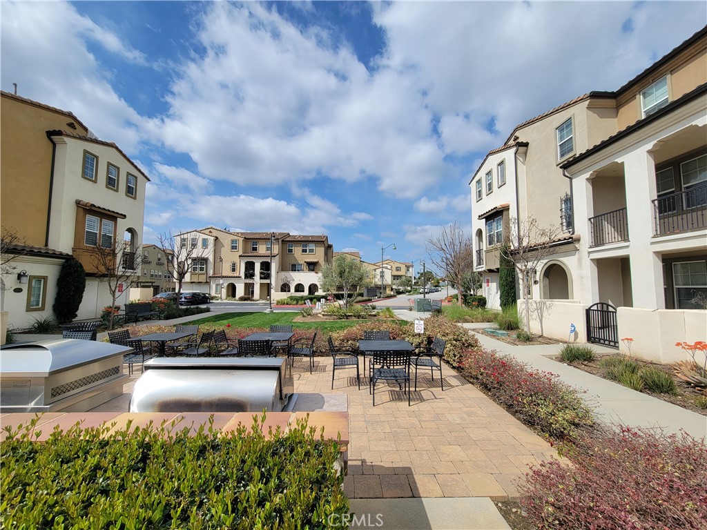 MLS #WS25234797 image #3