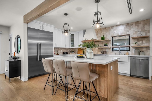 5110 Greenbush Avenue, Sherman Oaks CA: https://media.crmls.org/medias/6fd52490-b24b-4b2e-945e-4b2d1142d0dc.jpg