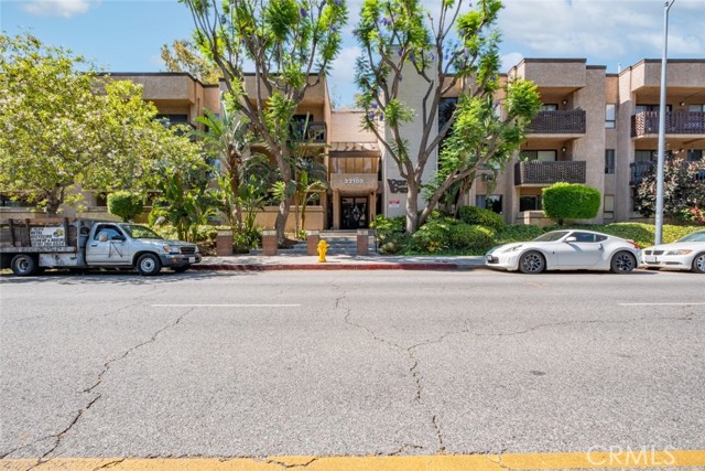 Detail Gallery Image 31 of 37 For 22100 Burbank Bld 138d,  Woodland Hills,  CA 91367 - 2 Beds | 2 Baths