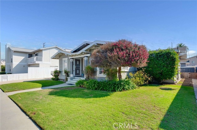 Detail Gallery Image 17 of 17 For 926 Newport Ave #1,  Long Beach,  CA 90804 - 3 Beds | 1 Baths