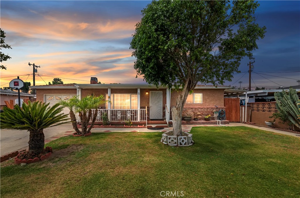 931 N Del Norte Ave