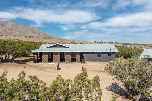 29405 123rd E Street, Pearblossom CA: https://media.crmls.org/medias/6fd6947f-07ac-4c59-a5d5-896555b7f370.jpg