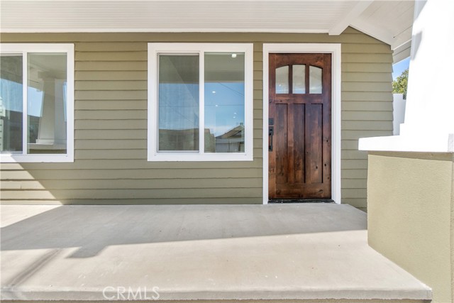 1027 E 10th St, Long Beach CA: https://media.crmls.org/medias/6fd6f821-a3a3-424e-82f4-7d982bf6cc7c.jpg