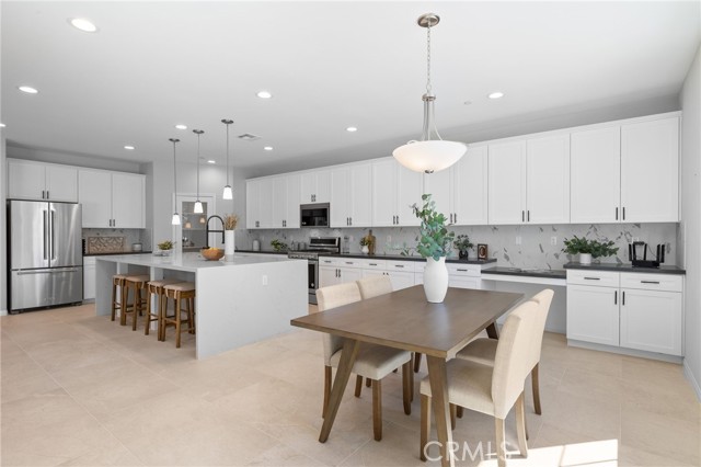 5804 Levanto Street, Bakersfield CA: https://media.crmls.org/medias/6fd8ebf2-dba8-4ebc-b173-3f7f8aab9a2b.jpg